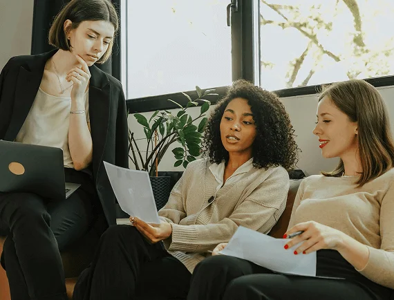 Équipe de conseillers financiers